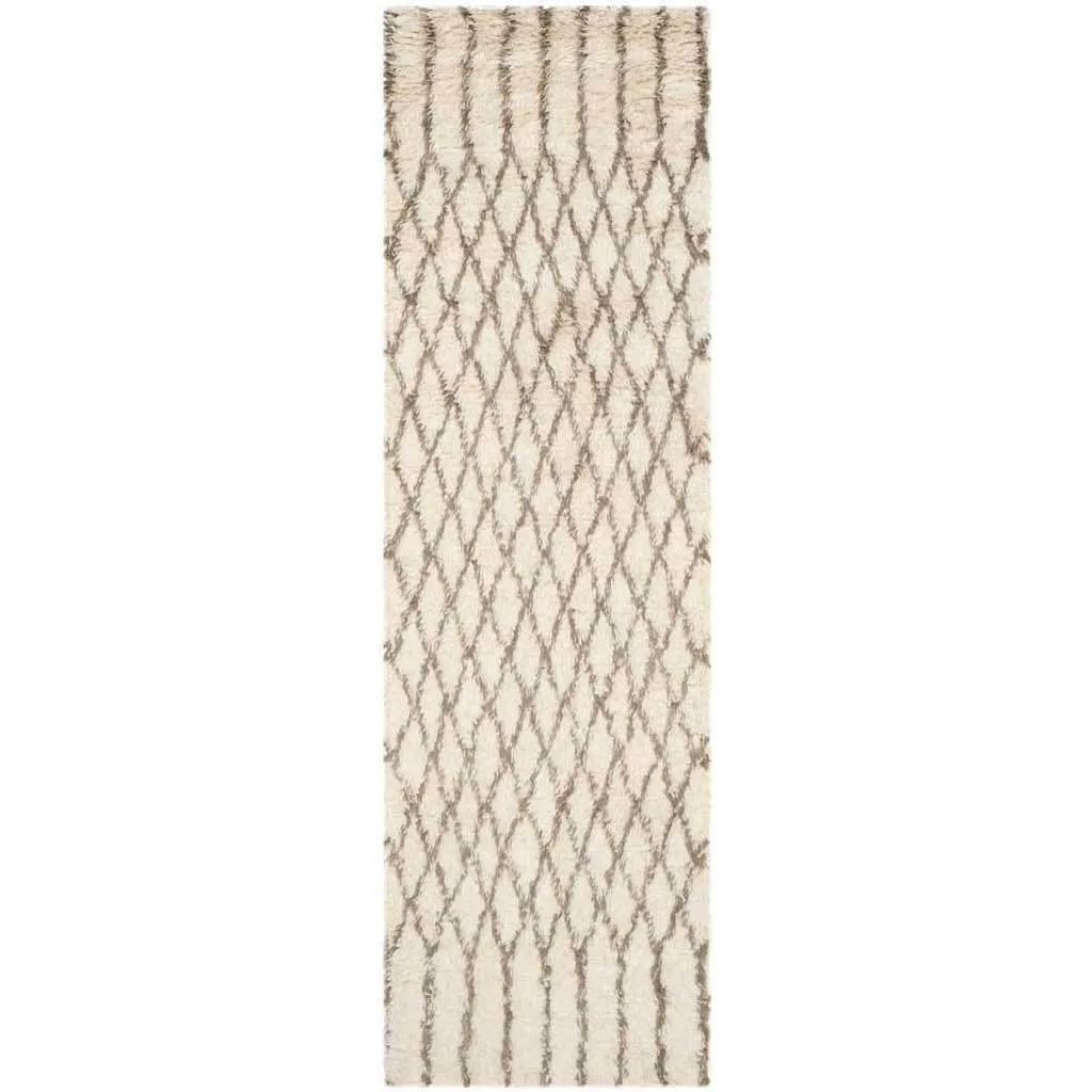 Casablanca Cross Ivory/Gray Runner Rug