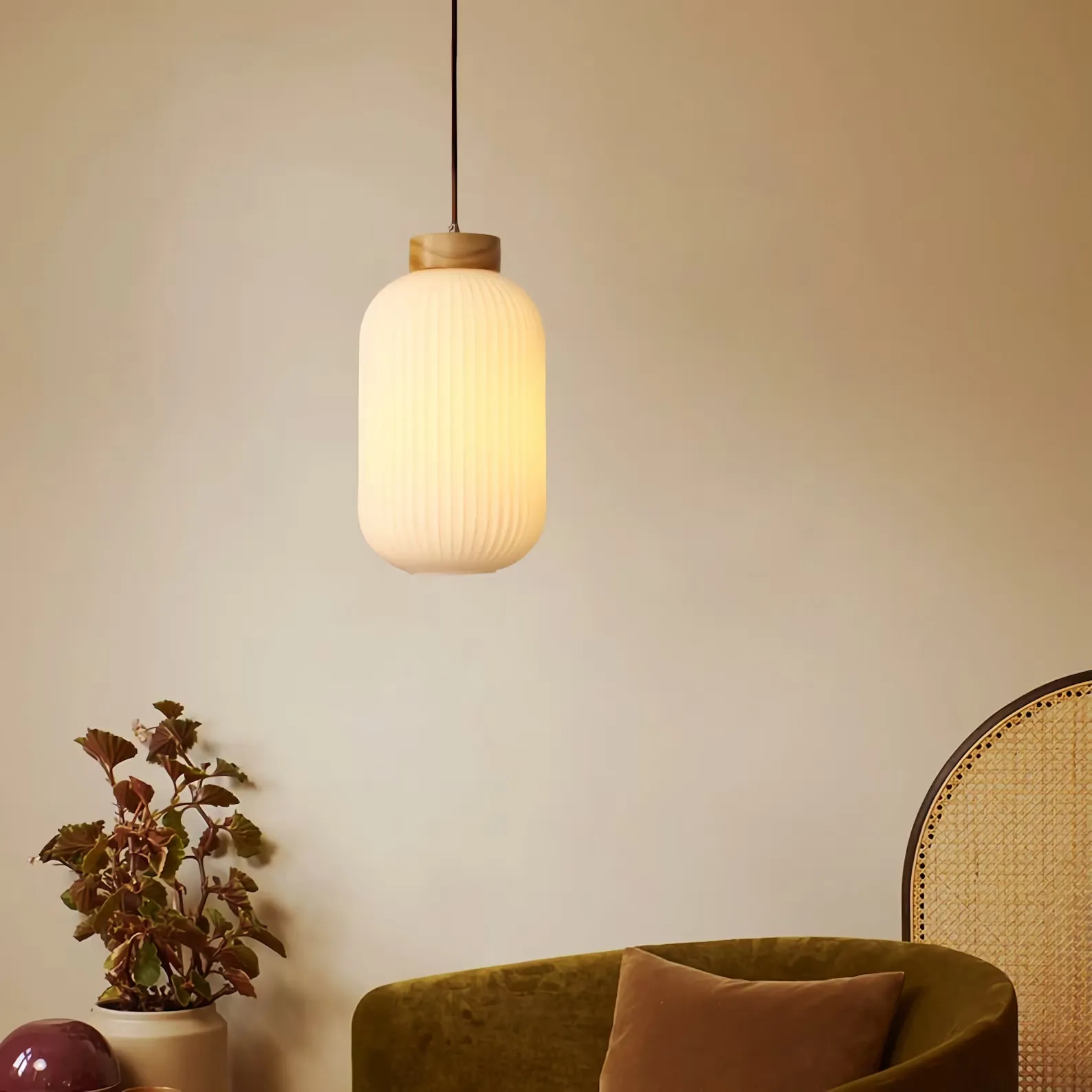 Fiona Glass Pendant Light
