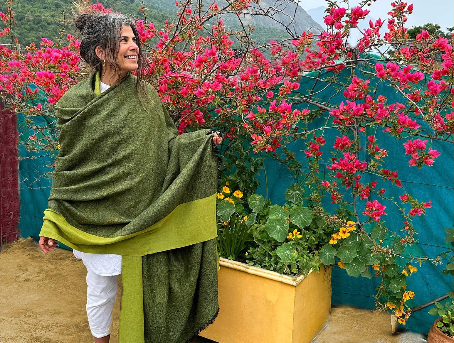 ISHWAR - Handwoven Large Meditation Shawl - Green