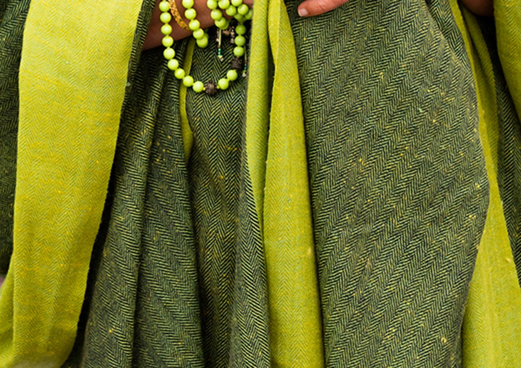 ISHWAR - Handwoven Large Meditation Shawl - Green