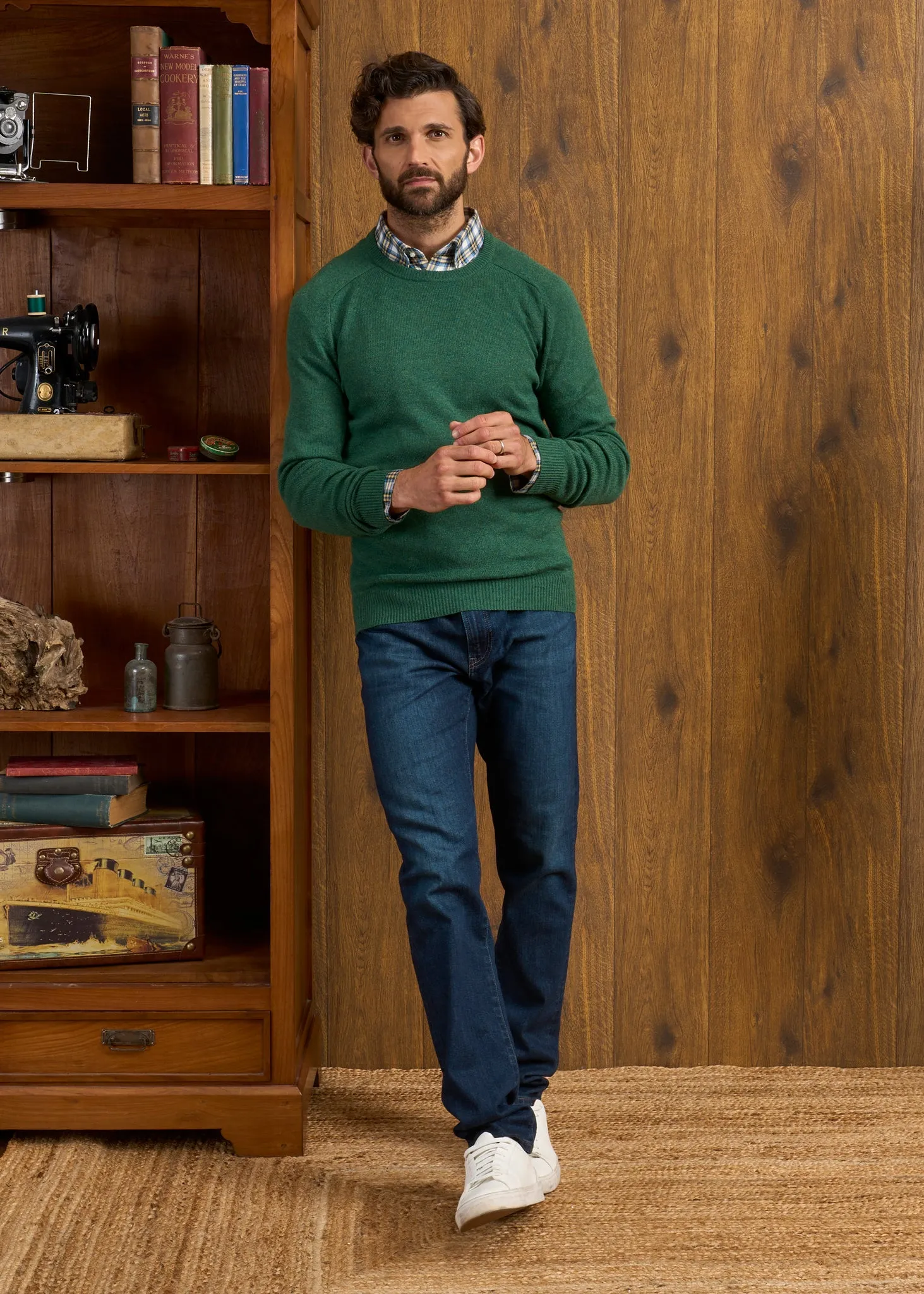 Lenzie Men's Lambswool Jumper In Courgette - Regular Fit
