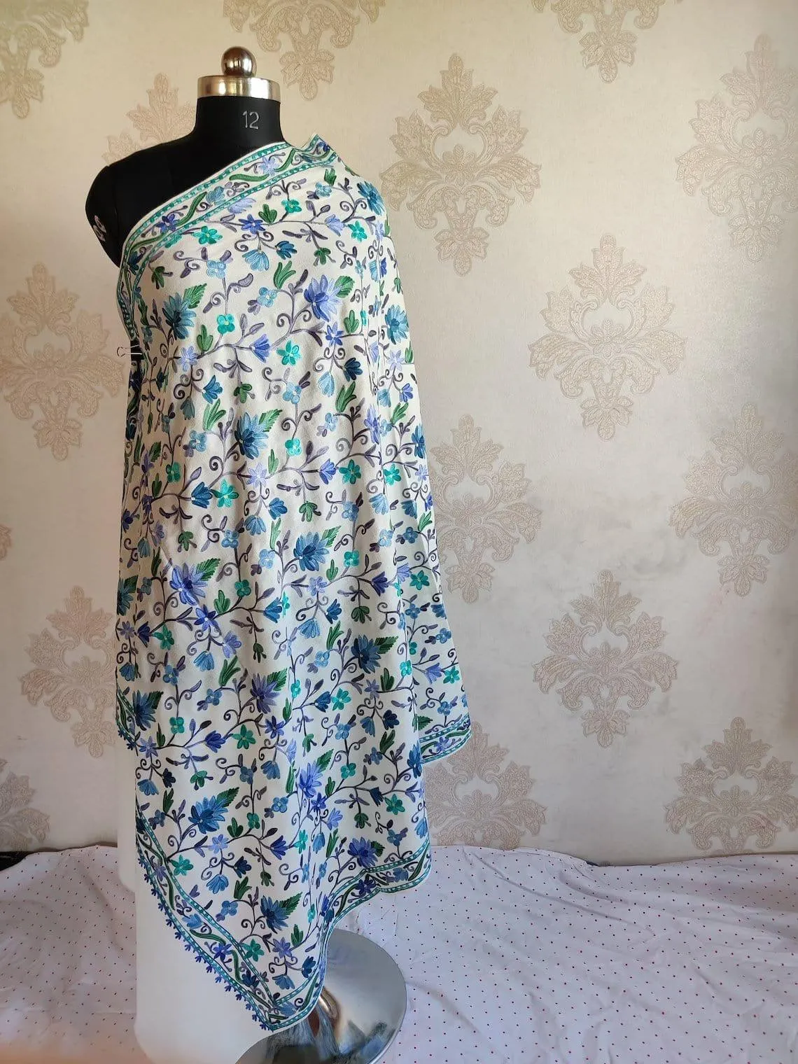 White Aari-Embroidered Floral Shawl: Kashmiri Elegance in Fine Merino Wool