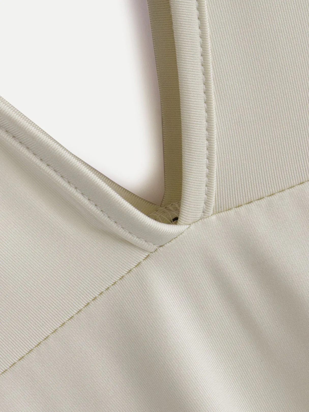 Wholesale Beige Deep V Neck Long Sleeve Plain Backless Dresses