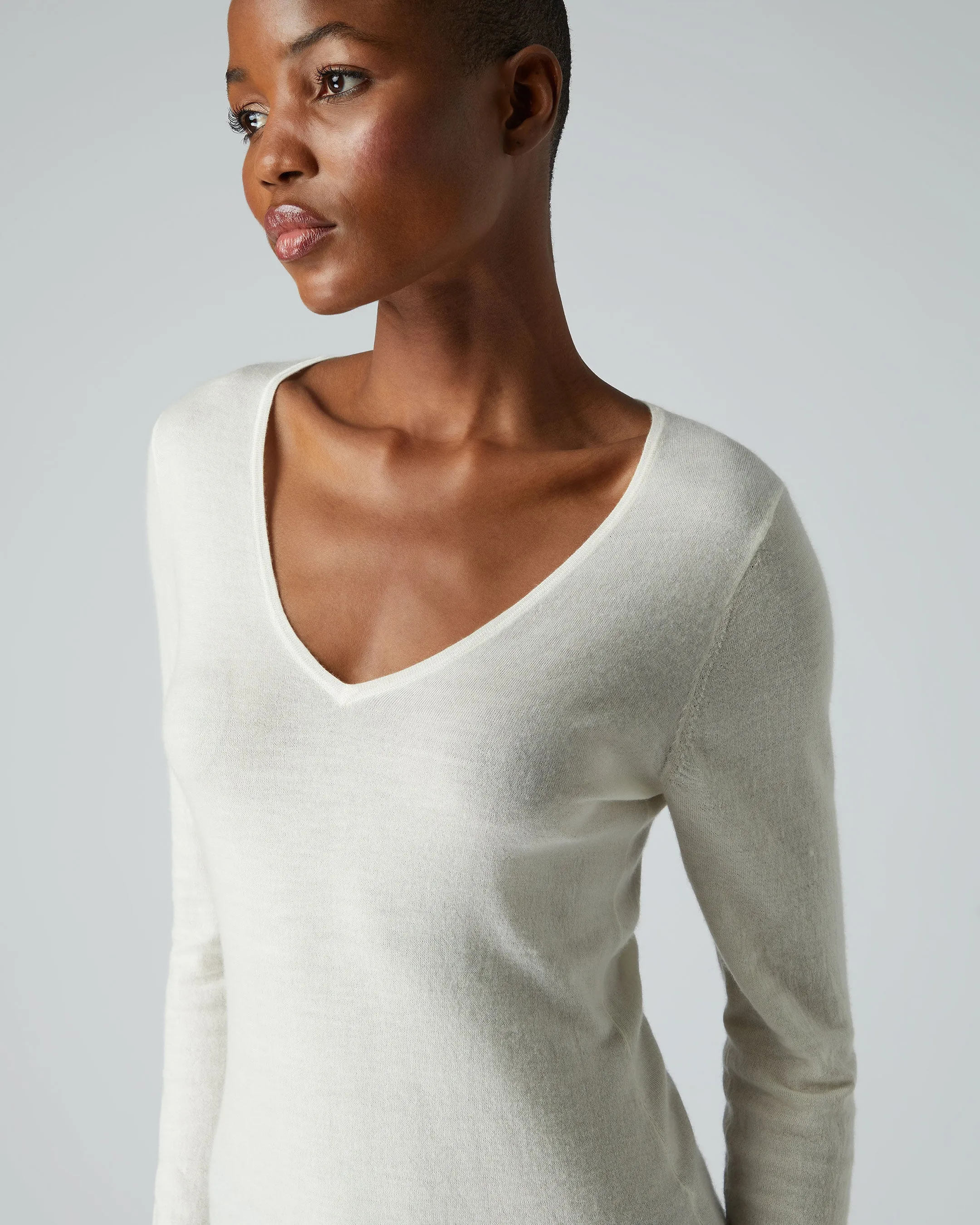 Women's Imogen Superfine Cashmere V Neck Sweater New Ivory White